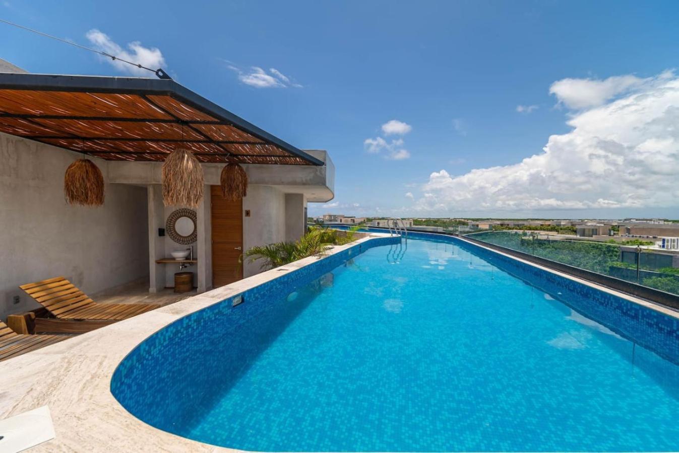 Apartment 2 Bedroom With Direct Walk-out To Pool, Sauna, And Gym Tulum